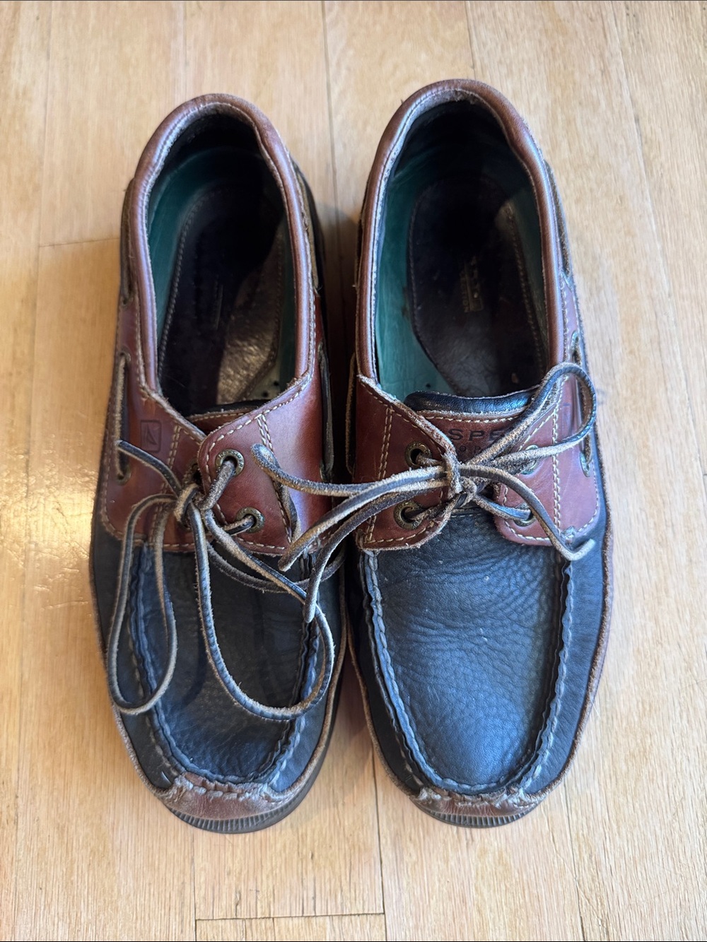 Sperry Men’s Two-Tone Brown and Black Leather Boat Shoes